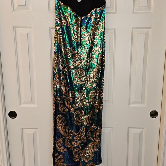 Iridescent Sequin Gown - Picture 5 of 10